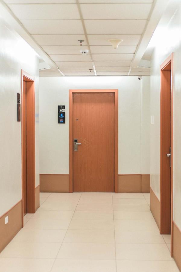 Henia Hotel Dumaguete City Exterior photo
