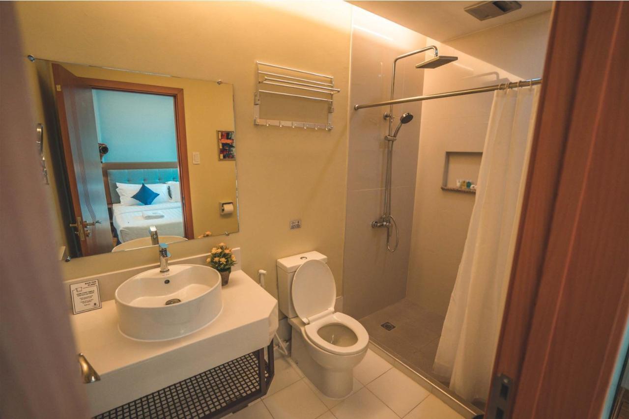 Henia Hotel Dumaguete City Exterior photo